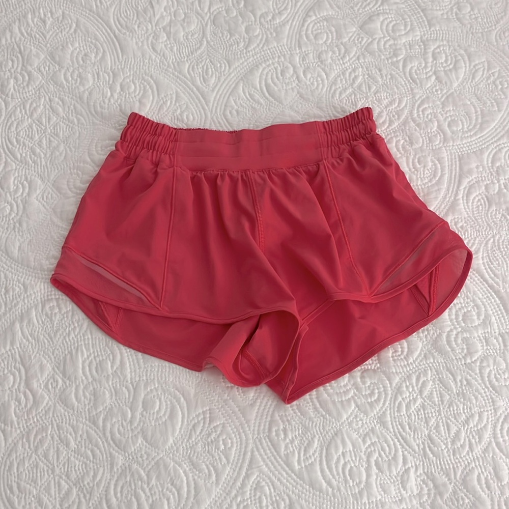 Pink lululemon hotty hots